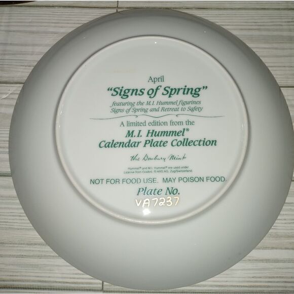 Vintage Danbury Mint MJ Hummel Collectible Boy and Girl Plates Set Of 3 - Picture 6 of 10